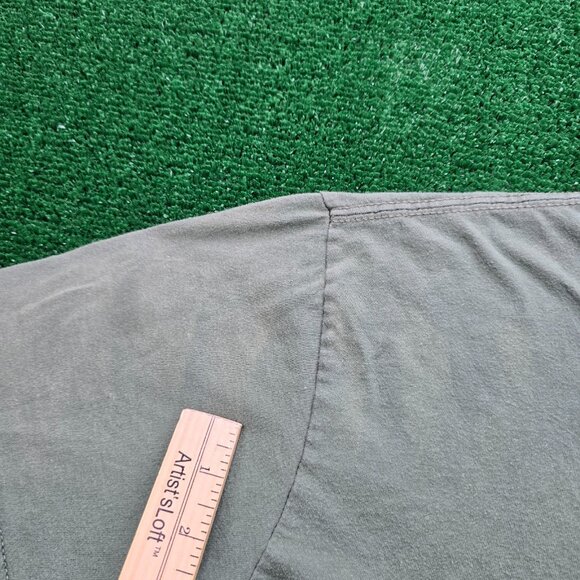 Lady Luck Tshirt Mens 2XL Green Armed Forces History Museum Pin-Up Calendar Girl - Picture 4 of 11